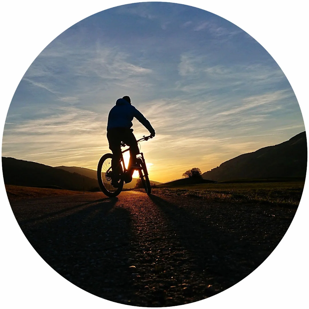 vélo d'occasion couché de soleil