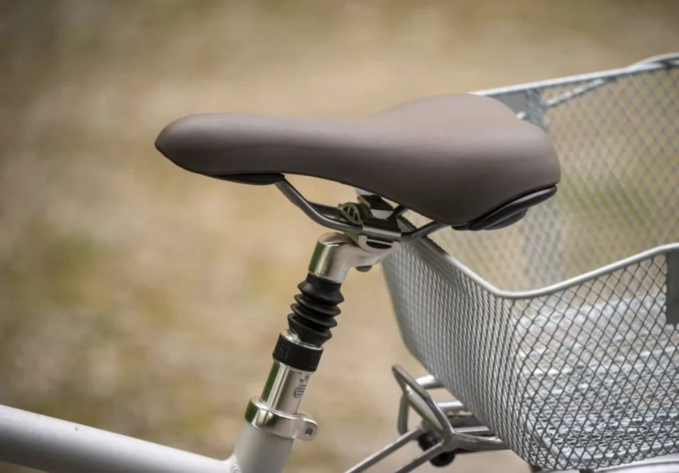 selle de vélo marron d'occasion