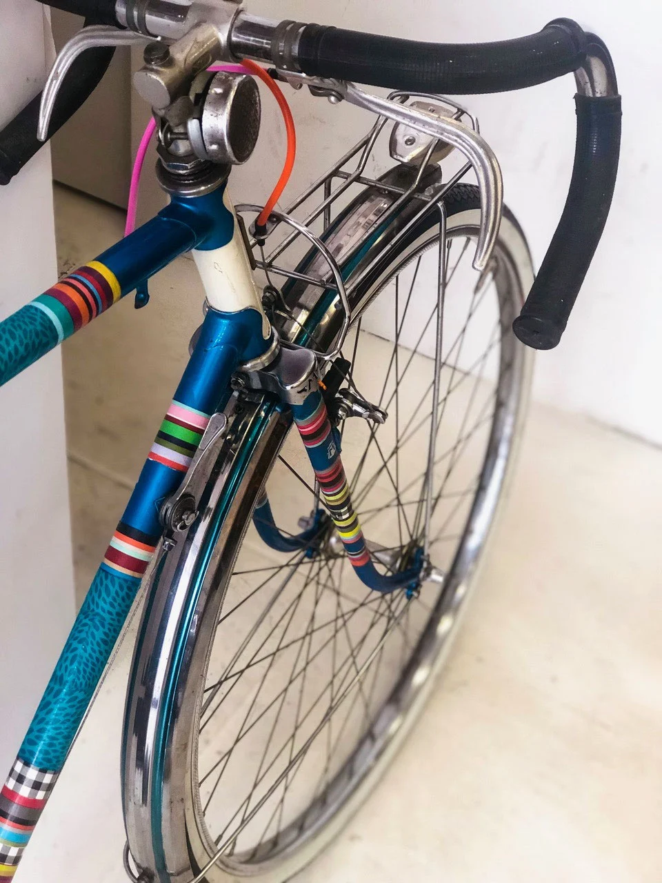 velo d'occasion vintage coloré