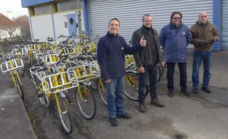 vélos la poste d'occasion à la revente