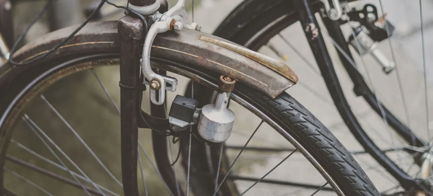 dynamo vintage de vélos hollandais