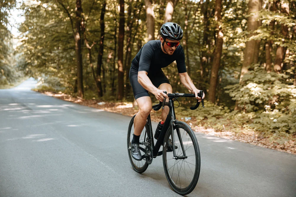 vélo de course noir