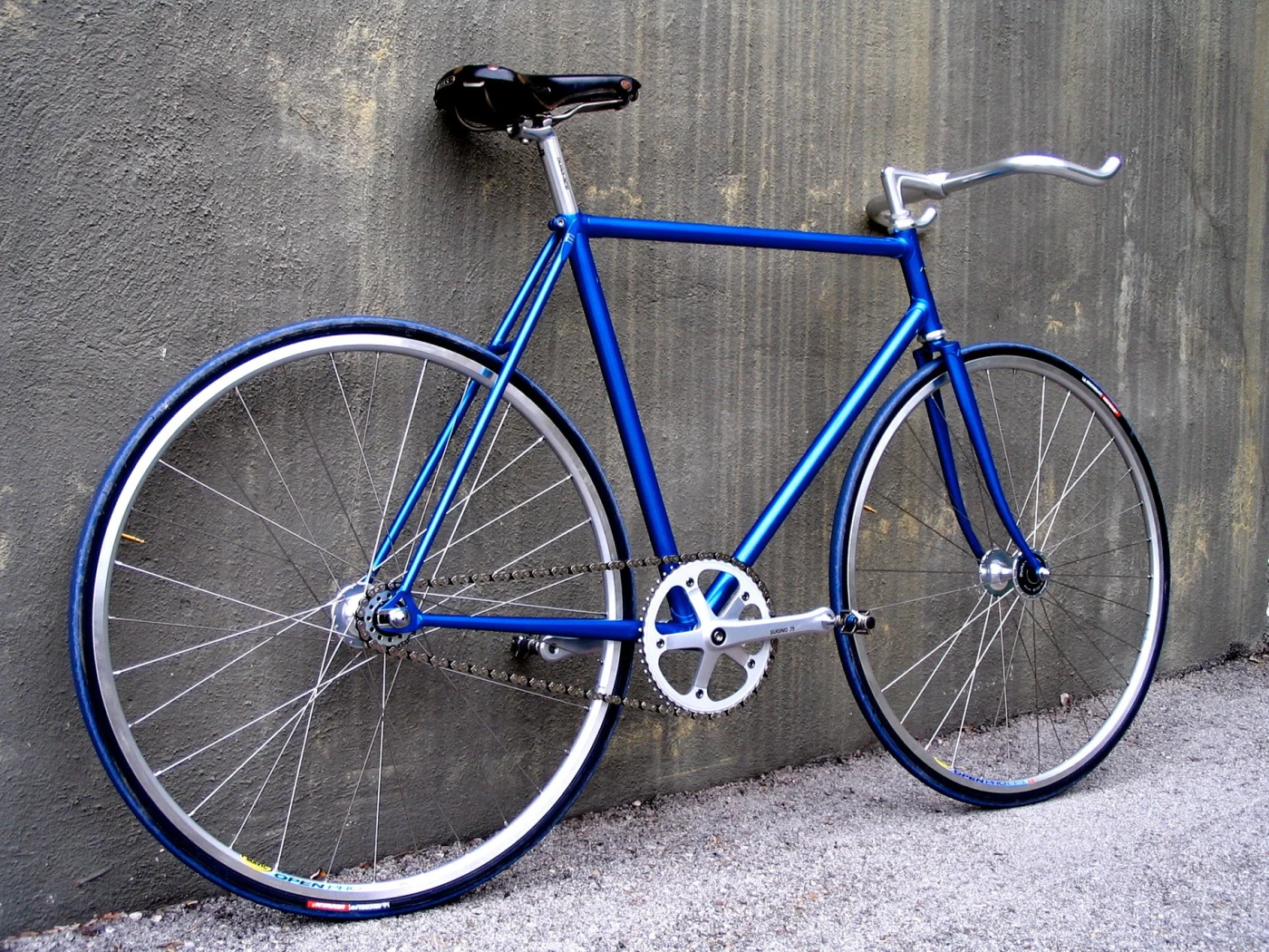 Fixi bleu d'occasion