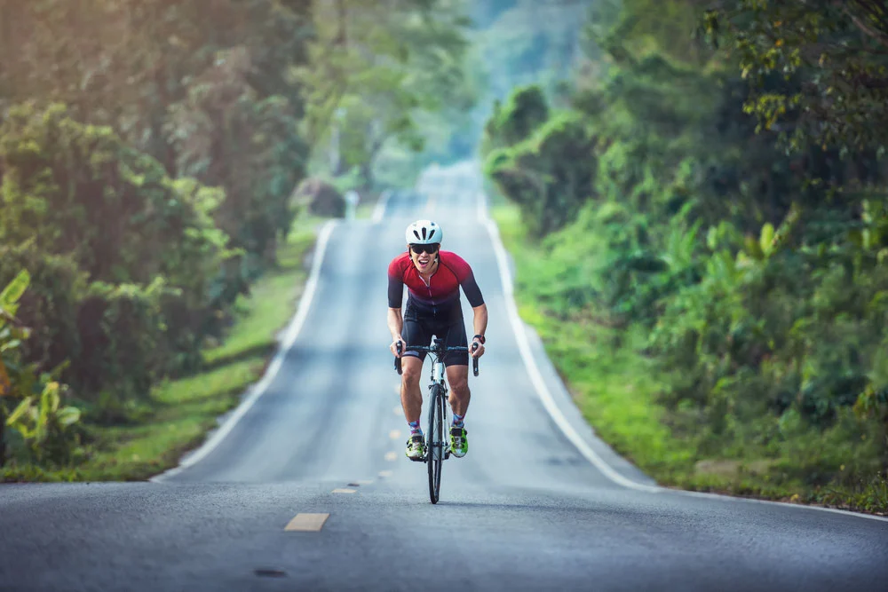 route et cycliste à vélo