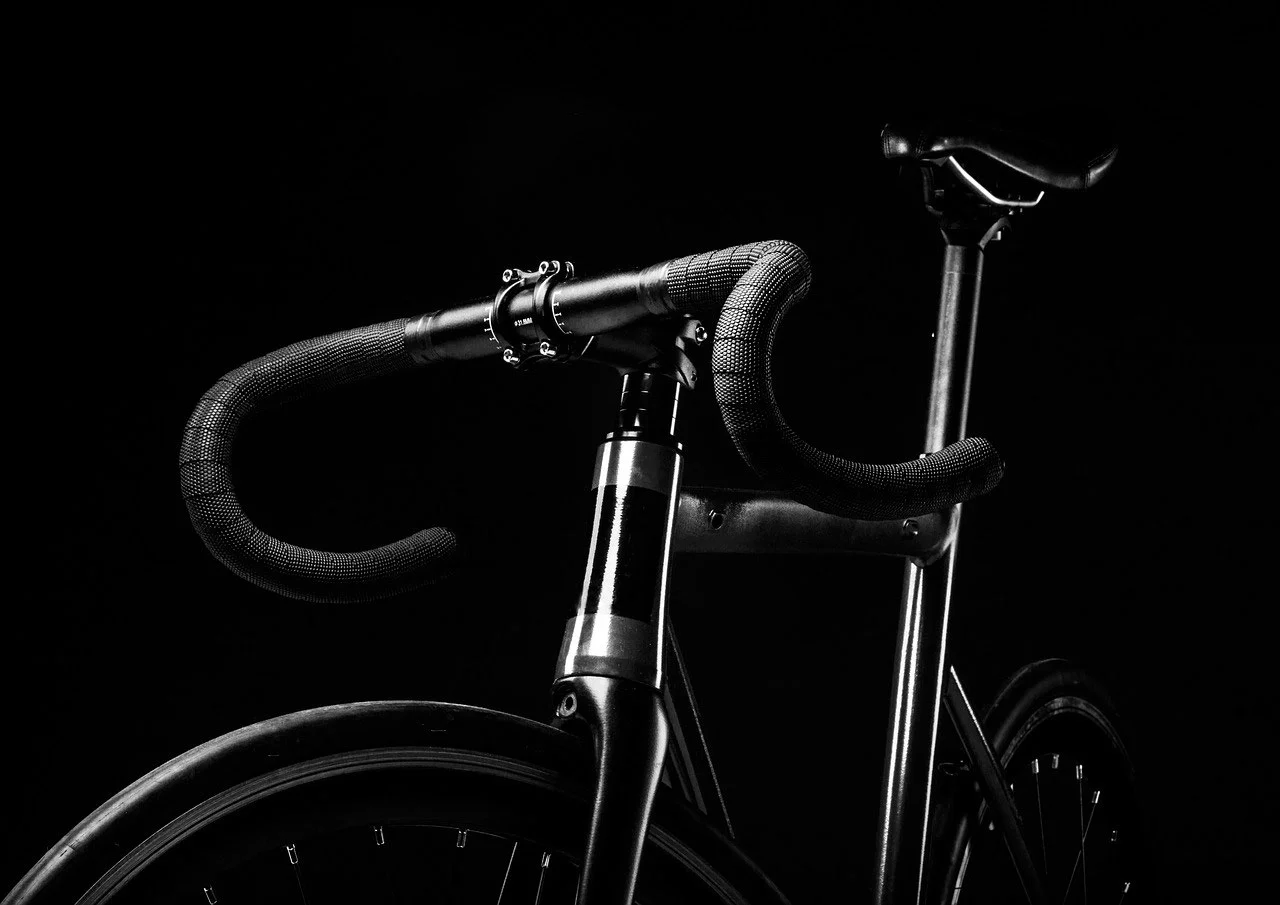 vélo noir d'occasion