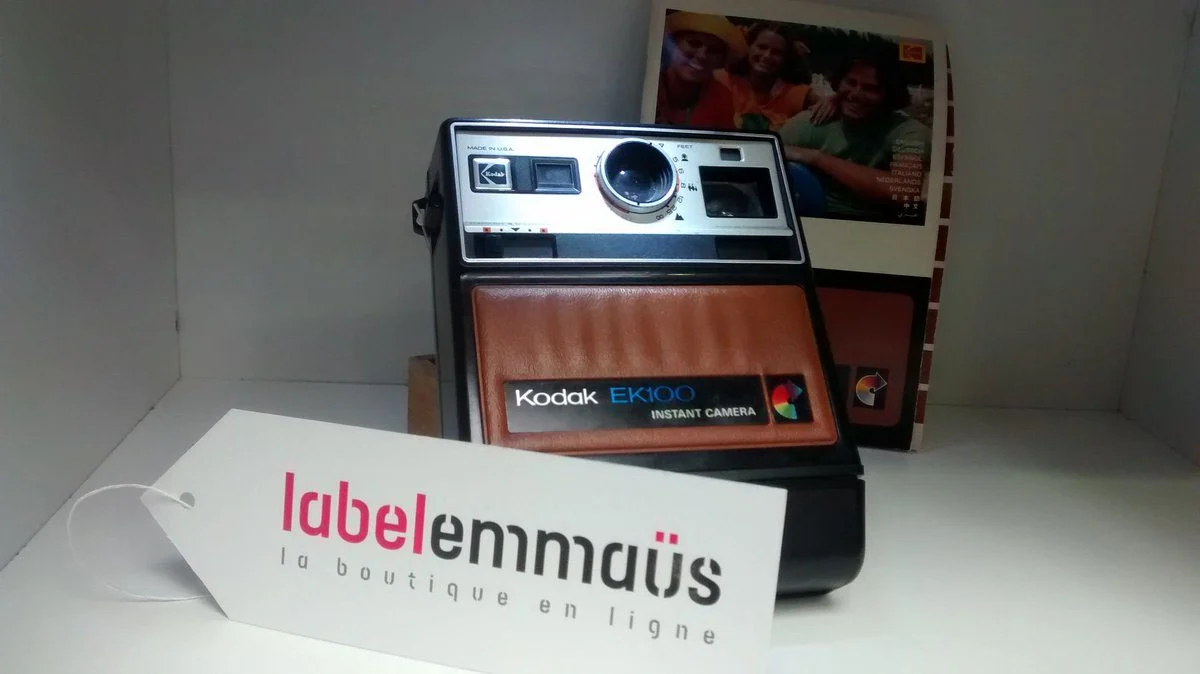 appareil photo d'occasion du label emmaus