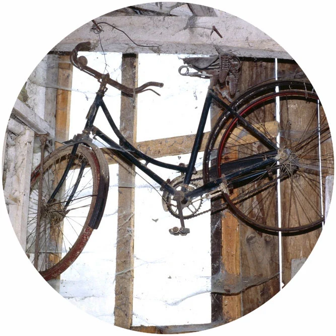 Bric à brac 2 by Gilles Péris y Saborit