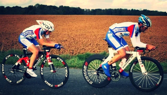 entrainement vélo de course mixte